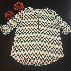 Roz & Ali | Women’s Teal & White Chevron Blouse